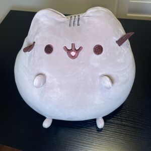 Cute Gray Plush Cat Toy Pusheen